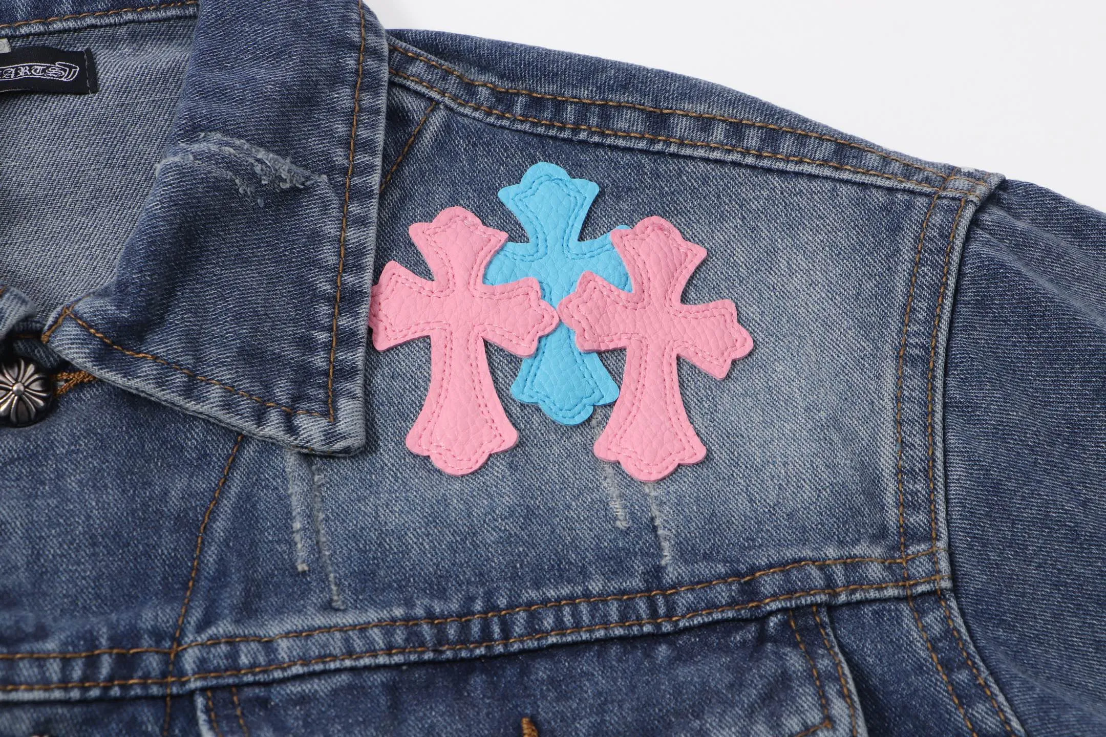P310 Chrome Hearts Chrome Hearts leather cross-piece embroidered shirt denim jacket Color: black blue black Size: M L XL XXL XXXL